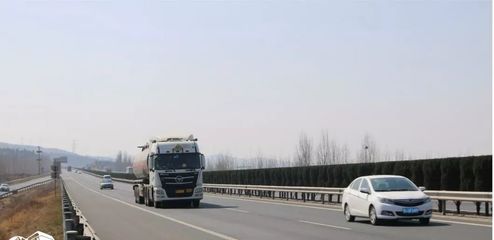 交通運(yùn)輸部:道路運(yùn)輸從業(yè)人員管理規(guī)定,違規(guī)將罰款!